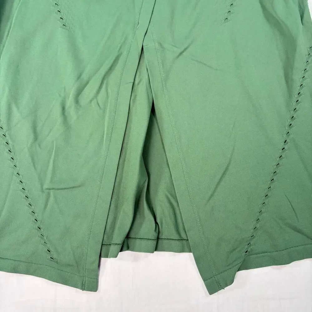Athleta womens green Foothill tank top, pointelle details. Split back. Size XS - Picture 2 of 7